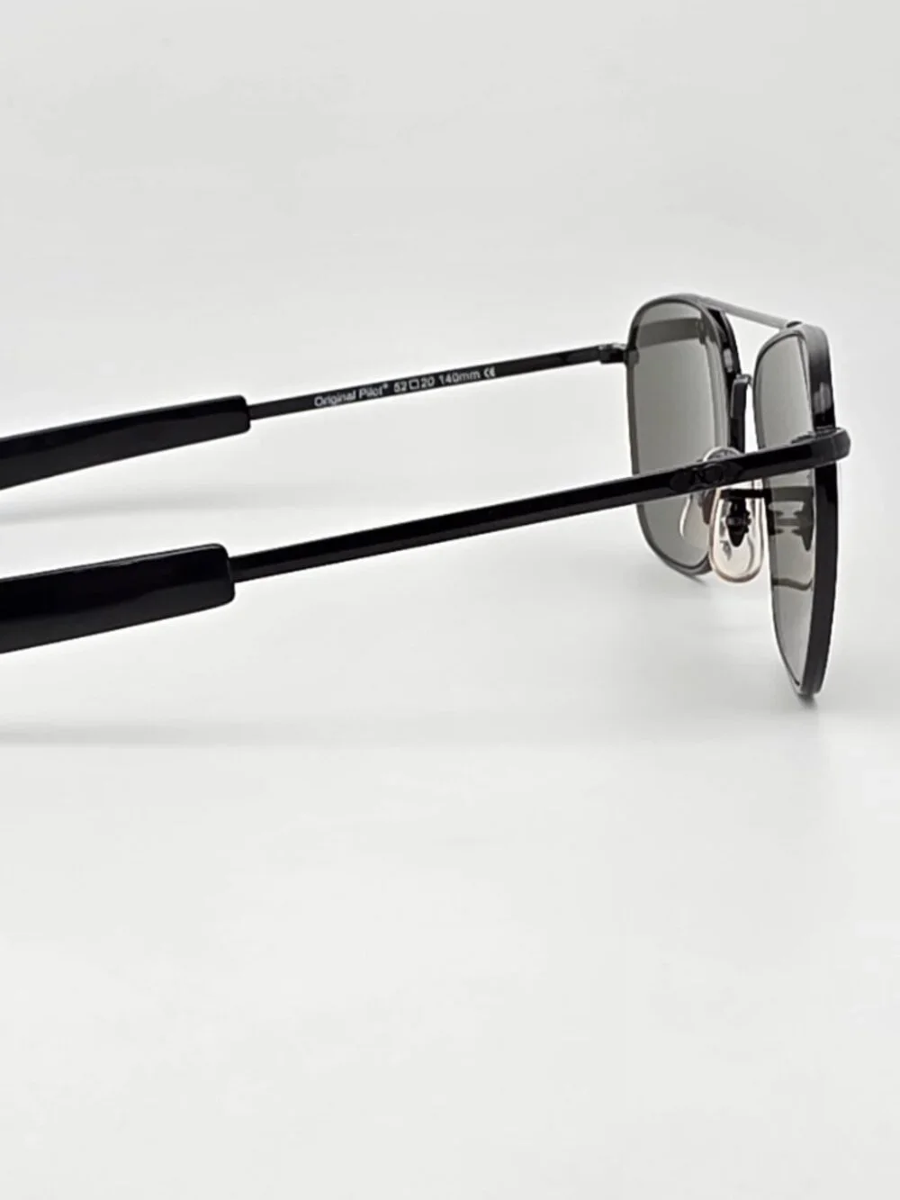 American Optical Original Pilot OP-52B Black Grey Glass Lens Aviator Sunglasses